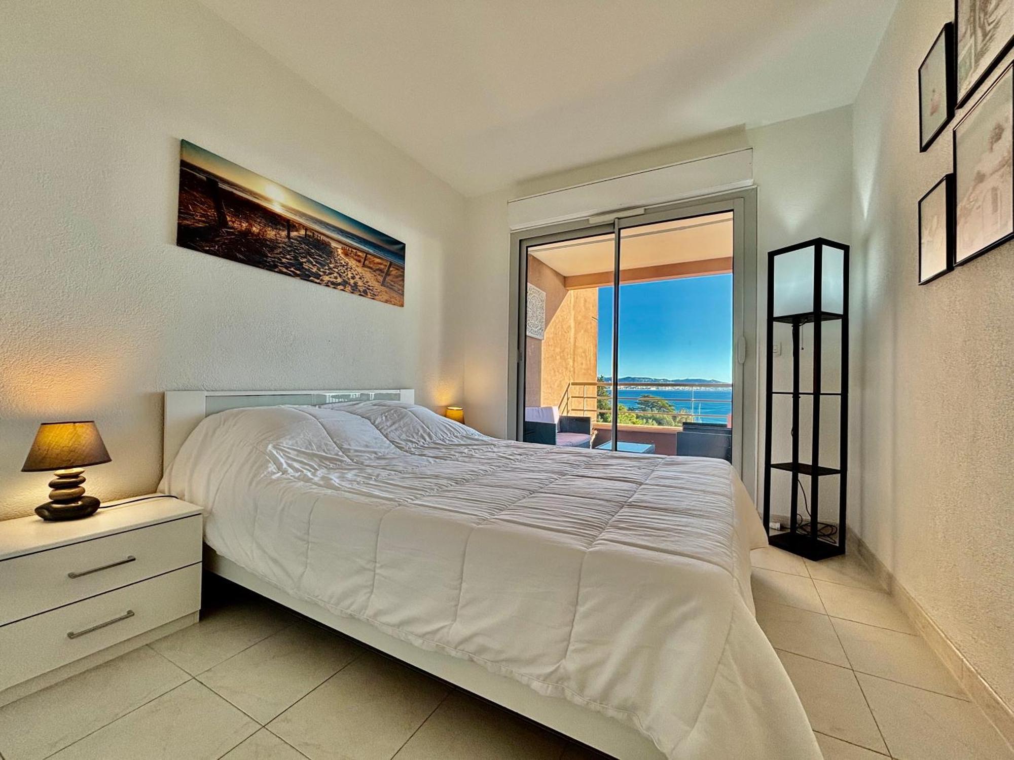 Ferienwohnung Superbe 3 Pieces Sur La Baie De Theoule Exterior foto